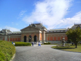 京都国立博物館