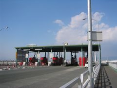 鳥飼仁和寺大橋の料金所（寝屋川サイドのみ）