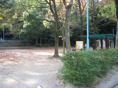伊射奈岐神社内の公園