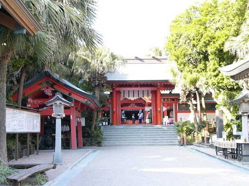 青島神社