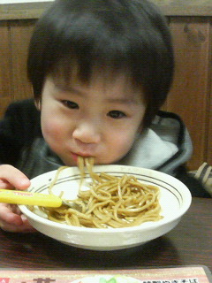 マサとやきそば.jpg