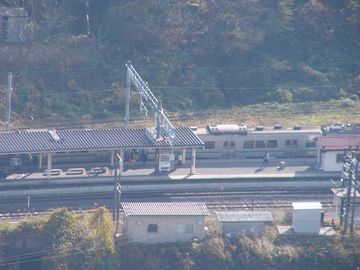 山寺から見た山寺駅