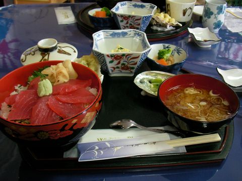 鉄火丼