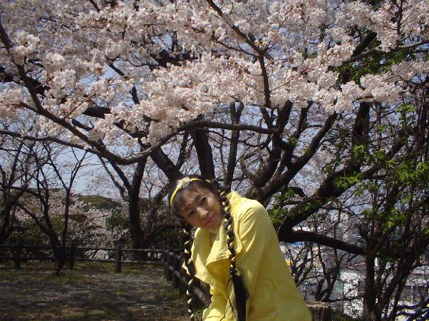 カチューシャ流行っとーんだと～ＭＩＫＡリンは常に愛用