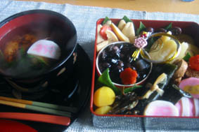 2日はおすましのお雑煮