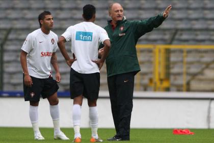 Scolari alertou para as dificuldades que a Belgica pode criar