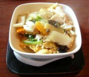 フートン　海鮮おこげ