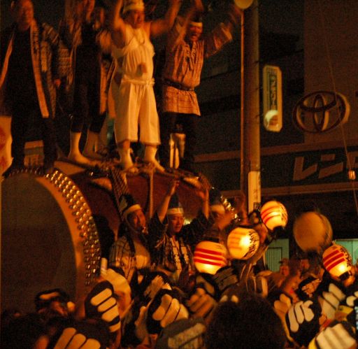 太鼓と御神輿と