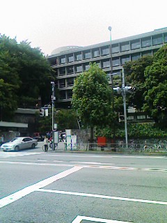 慶応大学