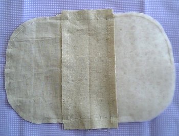 07.12.２リネン小花ばねポ 縫う