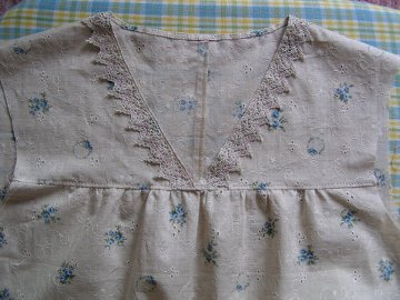 07.8.1チュニックギャザーステッチ入れたとこ