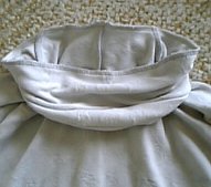 07.9.20ラグラン襟ぐりをぐるり縫う