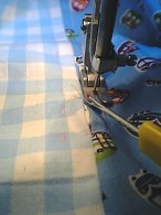 07.9.24布団カバー仮止をほどく