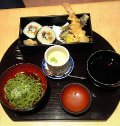 07.8.19 釧路巻きと天ぷらセット（茶そばつき）