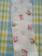 07.9.2Wガーゼ袖口巻きロックをかけたところ