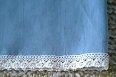 07.8.20クロップドパンツ完成 レース部分.