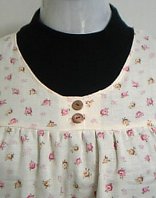 07.9.3Wガーゼ ブラウス完成 襟元