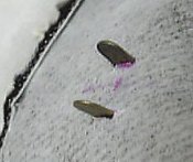 07.12.10花柄ギャザーバッグ 表からマグネットを通す