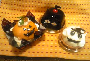 20111029_halloween cakes.png