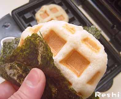 米粉ワッフル餅（バラエティサンドベーカー）