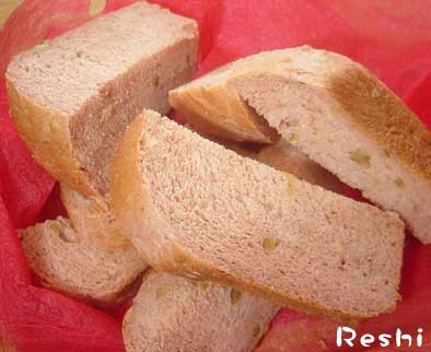 紅麹くるみパン（パネトーネマザー）