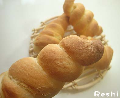 クレセント風角パン