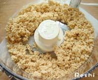 フードプロセッサーでパイ生地完成