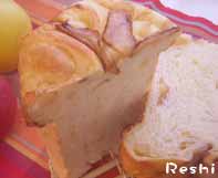 りんごのパネトーネ