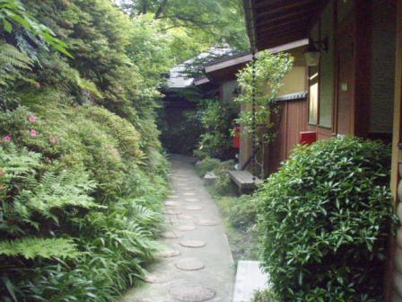 箱根強羅温泉けやき荘露天道