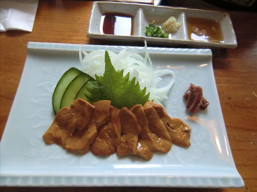 鶏屋レバ刺し白