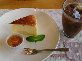 チーズスフレケーキ