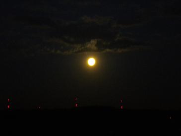 full moon in the west sky.jpg