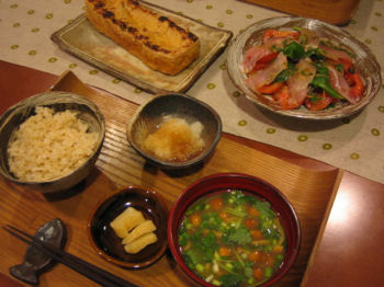 油揚げとまとう鯛のカルパッチョ風サラダ