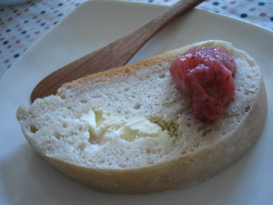 クリームチーズパンといちご酵母の自家製ジャム