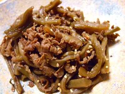 牛肉と山くらげの煮物