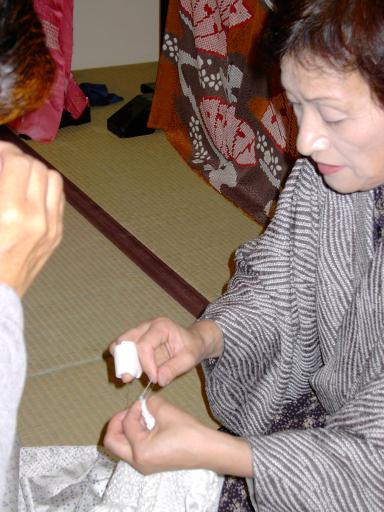 絞りの着物を絞る