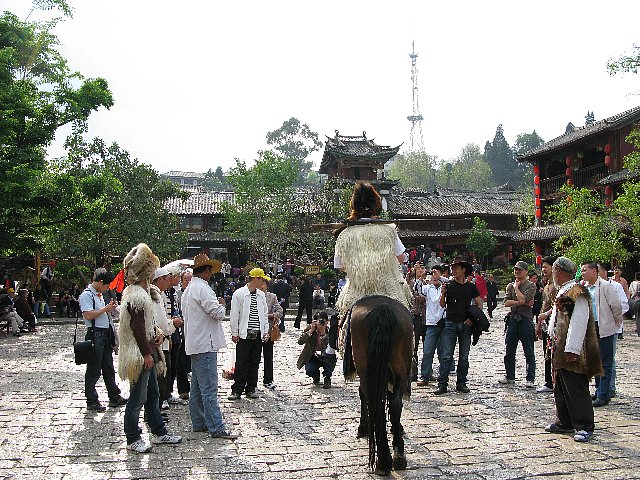 麗江古城　四方街