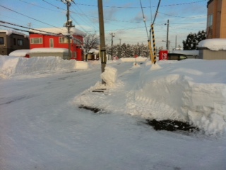早くも道路に排雪が