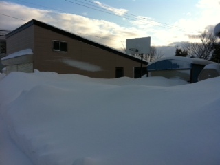 吹雪の痕跡