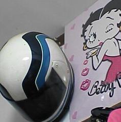 ベティちゃんとヘルメット