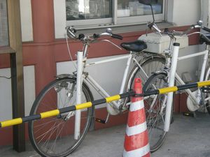 交番の自転車.jpg