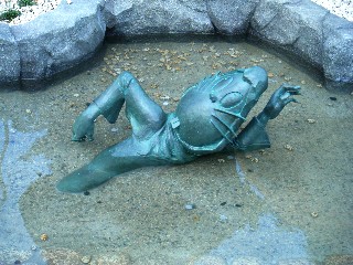 泳ぐねずみ男