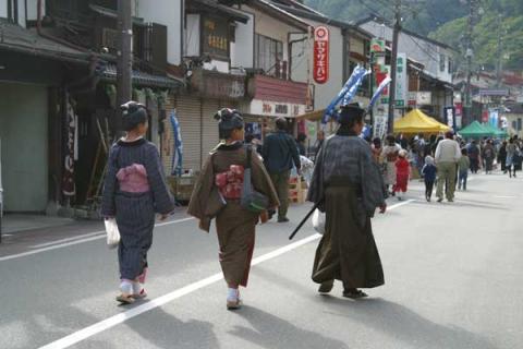 木曽福島　関所祭り1