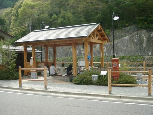 木曽福島・本町　足湯