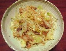 ぶっかけうどん野菜炒めのせ