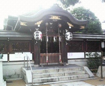 晴明神社本殿.jpg