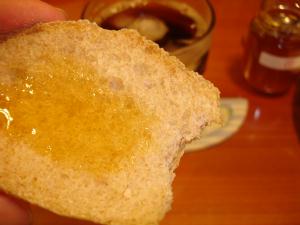 蜂蜜を付けたら(*´∇｀*)