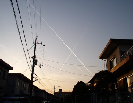 飛行機雲ｈ19.2.16
