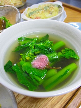 菜花と桜のスープ1
