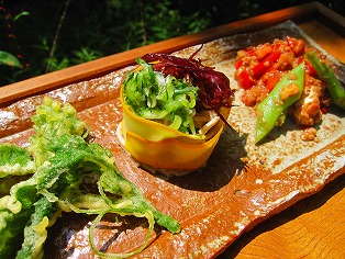 長皿盛り合わせ　ズッキーニ巻き